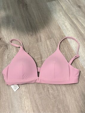 NWOT Lululemon bikini top women’s size 2